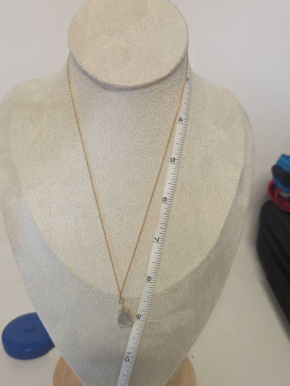 Spartina 449 Gold Flower Necklace Mother of Pearl Enamel.